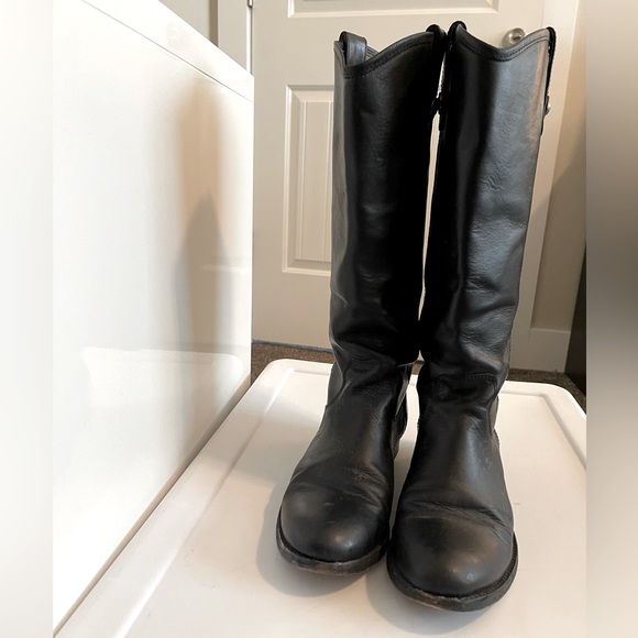 Frye Melissa Boot. Size 7.5. Great condition. - Picture 3 of 4